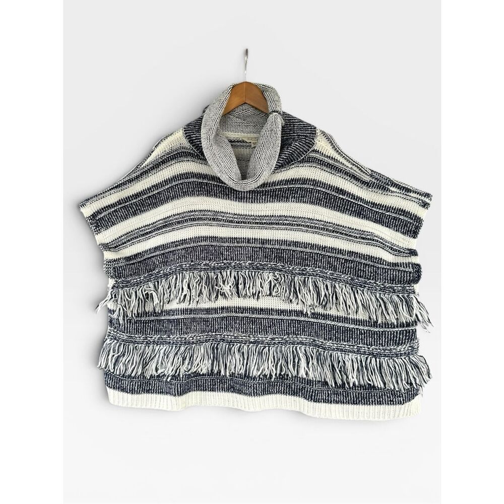 🎉5 for $45🎉 Linda Anderson poncho pullover sweater one size S,M,L
